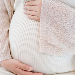 而谈及😩涨价原因时，🍋该销售💴人员同样👨‍👨‍👧指出，与🛁助孕机构有哪些坑